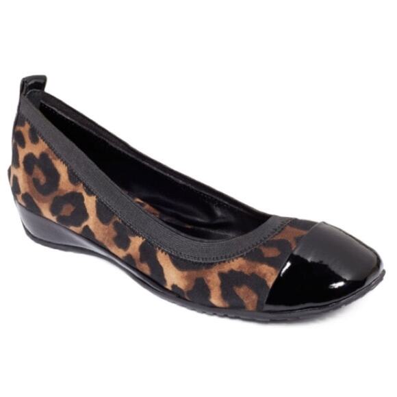 Kenneth Cole Reaction Blink Wink Driving Moc Flats Womens 8.5 M Leopard Print - Picture 1 of 16